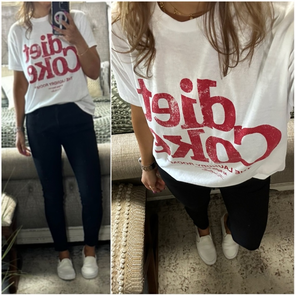 New🍁 Coca-Cola vintage vibes tee